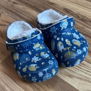 Kids Hanukkah Crocs - Size 7